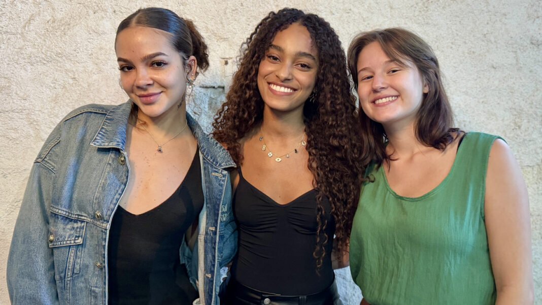 Mel Maia, Leticia Braga e Lívia Silva estão no filme “Apenas 3 Meninas” - Foto: Ajota Nunes